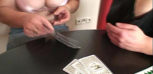  Granny loses in strip poker